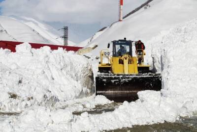 Угроза схода снежных лавин выросла в нескольких районах Камчатки