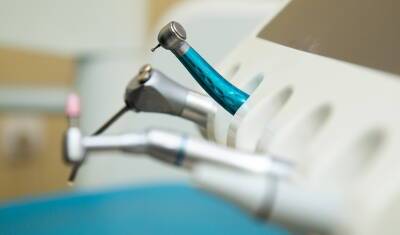 Тюменским стоматологам предлагают зарплату до 450 тысяч рублей