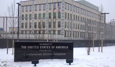 Bloomberg: американским дипломатам приказали выехать из Украины в Польшу