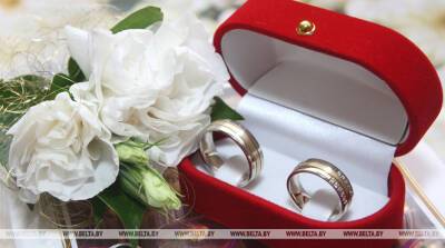 Давай поженимся: 32 пары зарегистрируют брак в зеркальную дату 22.02.2022 в Могилеве