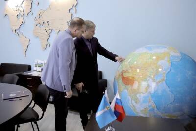 Глава региона посетил штаб-квартиру Ульяновского отделения Русского географического общества