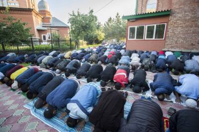 В Новосибирске с 7 марта запретят парковку у соборной мечети на Красина