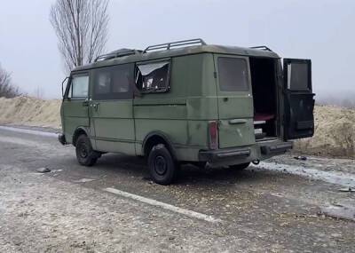 Три мирных жителя погибли при подрыве автомобиля в ДНР