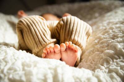 Почти 50 малышей за неделю родились в Пскове