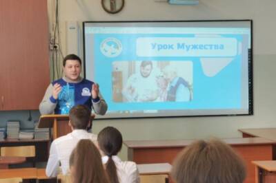 Школьники Хабаровского края вручат подарки солдатам