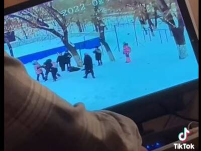 Третьеклассники зверски избили сверстницу до потери сознания и бросили в снегу в Копейске