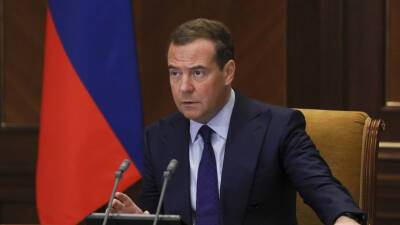 Зампредседателя Совбеза Медведев заявил о плохо усвоенных США и НАТО уроках 2008 года