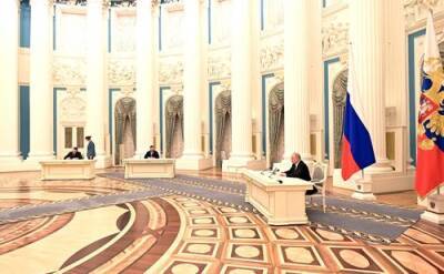 Народный совет ДНР ратифицировал договор о дружбе и взаимопомощи с Россией, подписанный Путиным и Пушилиным в Москве