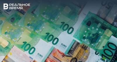 Курс евро поднялся выше 91 рубля впервые с апреля прошлого года