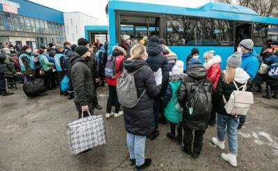 МЧС: К ста тысячам приближается число беженцев, которые прибыли в Россию из Донбасса