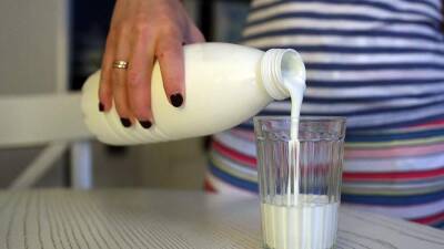 В Роспотребнадзоре оценили идею создания «антикоронавирусного» молока