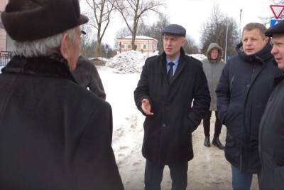 Власти отреагировали на публикацию о превращении исторического центра Великого Новгорода в сплошной сугроб