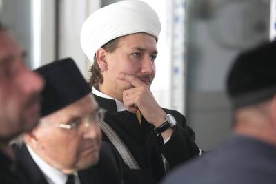 Уральский имам заявил, что подростков-мусульман сложно воспитывать без соборной мечети