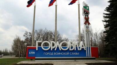 Группа журналистов попала под обстрел в Донбассе