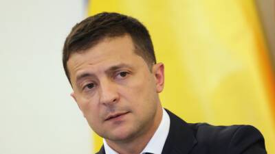 Зеленский призвал остановить «Северный поток — 2» после признания ДНР и ЛНР