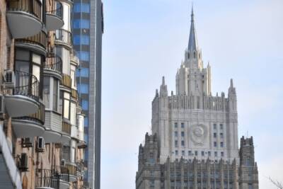 В МИДе РФ опровергли ввод российских войск на территорию Донбасса