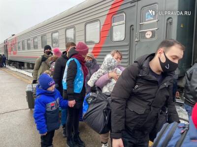 Почти 80 процентов россиян поддерживают решение о приеме эвакуированных из Донбасса