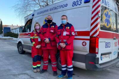 На Харьковщине медики доставили трех защитников из зоны ООС в больницу