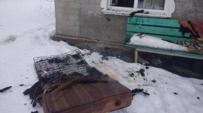 67-летний житель Каменки погиб в загоревшейся постели