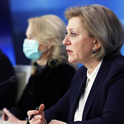 Попова заявила, что некоторые противоэпидемические требования в РФ можно смягчить