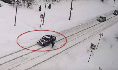 В Петрозаводске автомобиль сбил ребенка на пешеходном переходе
