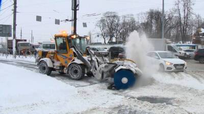 Пора думать про пыль: петербуржцы осудили «своевременный» запуск ресурса по снегоуборке