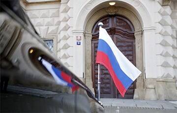 Россия эвакуирует своих дипломатов из Украины