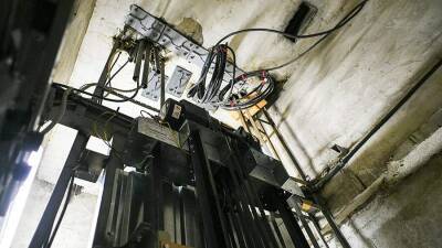 СК начал проверку после гибели рабочего при падении в шахту лифта в Пушкино