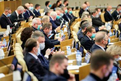 Госдума одобрила законопроект об обязательной явке россиян в военкомат без повестки
