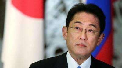 Премьер Японии подтвердил введение санкций против России