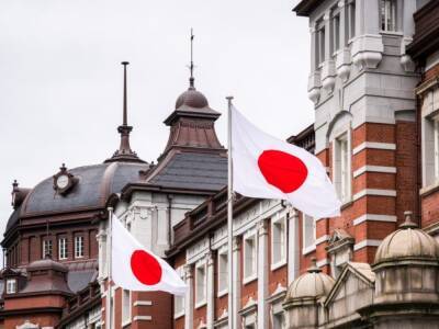 Япония ввела ряд санкций против России