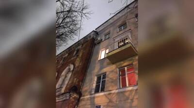 СК раскрыл подробности падения ледяной глыбы на трёхлетнюю девочку в Воронеже