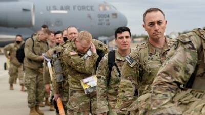 Байден приказал отправить американские войска ближе к Украине