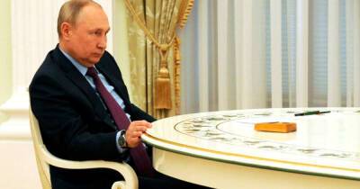 Путин договорился с Алиевым о плане урегулирования в Карабахе