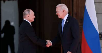 Байден отказывается проводить саммит с Путиным из-за Украины (видео)
