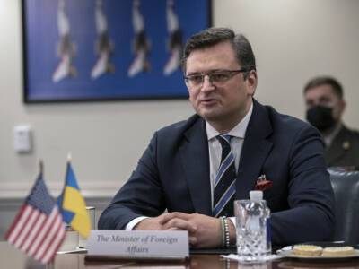 Кулеба обсудил с главой Пентагона развитие сотрудничества Украины и США в отраслях противовоздушной и противоракетной обороны