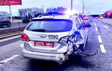 В Минске такси протаранило на милицейский автомобиль