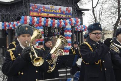 Депутат Госдумы призвал сделать 23 февраля выходным только для военных