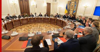 СНБО объявил чрезвычайное положение на Украине