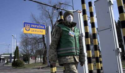 Украина ввела режим ЧП на всей своей территории, кроме отдельных районов Донбасса