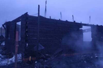 В Воткинске семья с девятью детьми осталась без жилья из-за пожара
