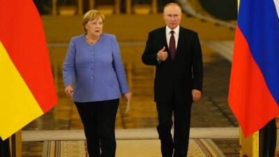 Политика в отношении России: Меркель совершила роковую ошибку