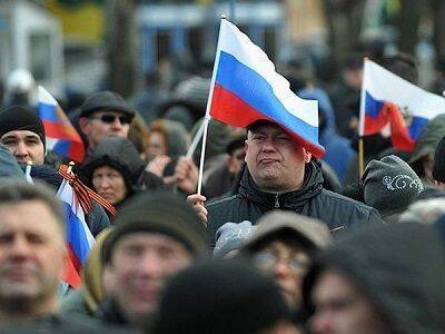 ВЦИОМ: 73% россиян поддержали признание независимости "ДНР" и "ЛНР"