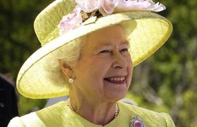 Американский таблоид сообщил о смерти королевы Елизаветы II. В Британии это отрицают