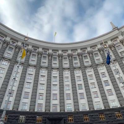 Верховная Рада рассмотрит введение ЧП по всей Украине на заседании 23 феврал