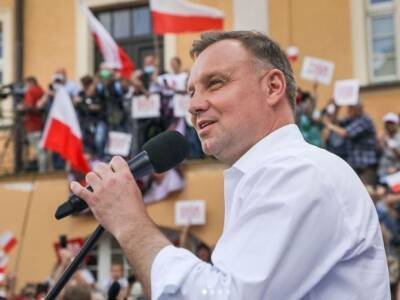 Президент Польши: Санкции Евросоюза могут сделать страну недоступной для туристов из России