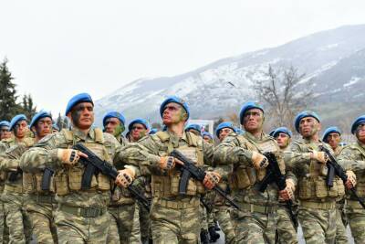 В Азербайджане объявлен прием в воинские части коммандо (ВИДЕО)