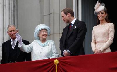Королева Елизавета II призвала принца Уильяма принять ее полномочия