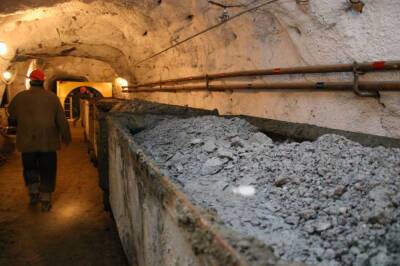 Сахалинским шахтерам увеличили доплату к пенсии