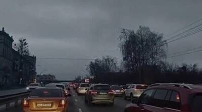 На выезде из Киева образовались огромные пробки